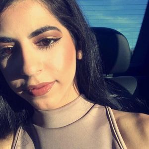 Meet your Posher, Celine